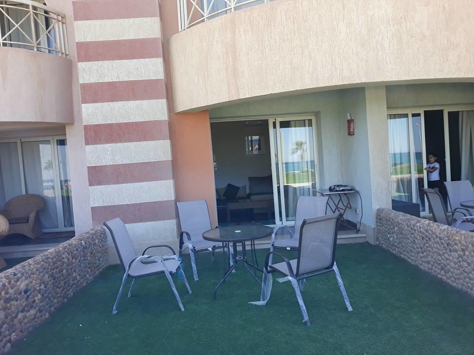 Seaview Chalets In Porto South Beach - Families Only 아인 수크나 외부 사진
